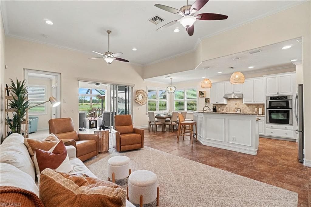 10856 Tiberio DR-4