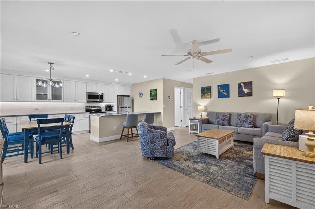 827 E Gulf DR C-3-6