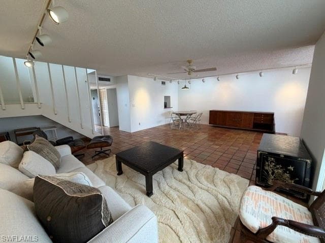 4289 Island CIR 3C-6