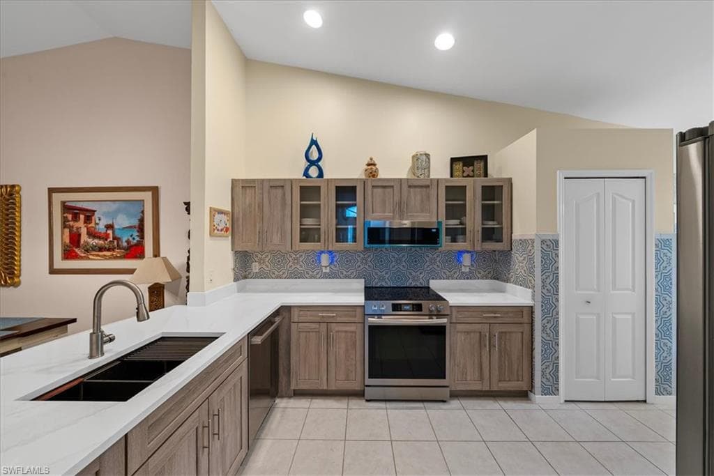 5485 Whitten DR-1
