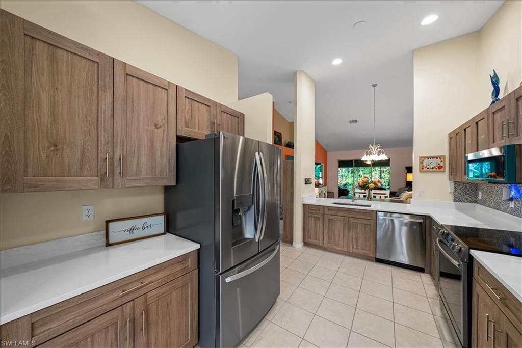 5485 Whitten DR-4