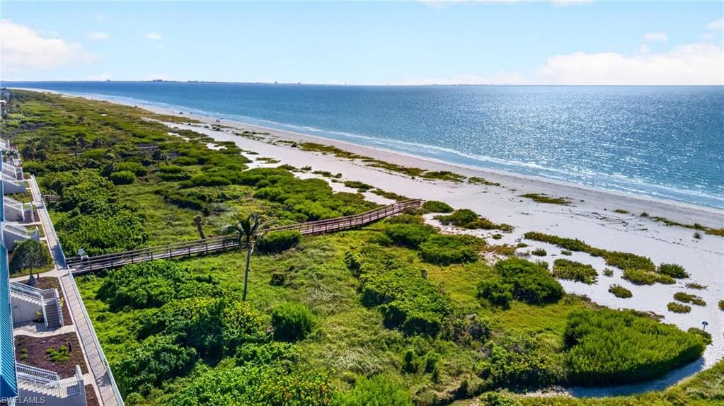 827 E Gulf DR M-7-27