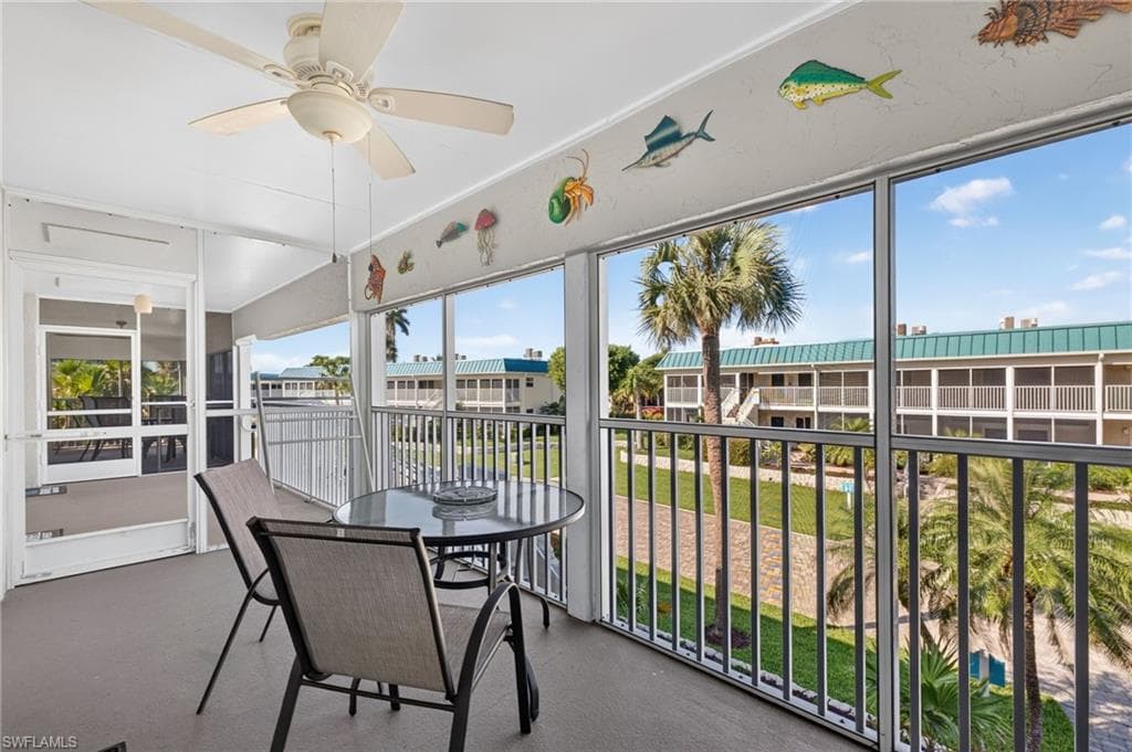 827 E Gulf DR M-7-22