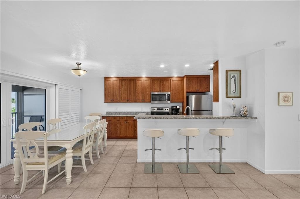 827 E Gulf DR M-7-9