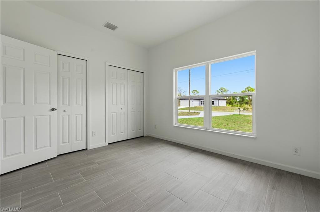 1092 Breckinridge AVE-9