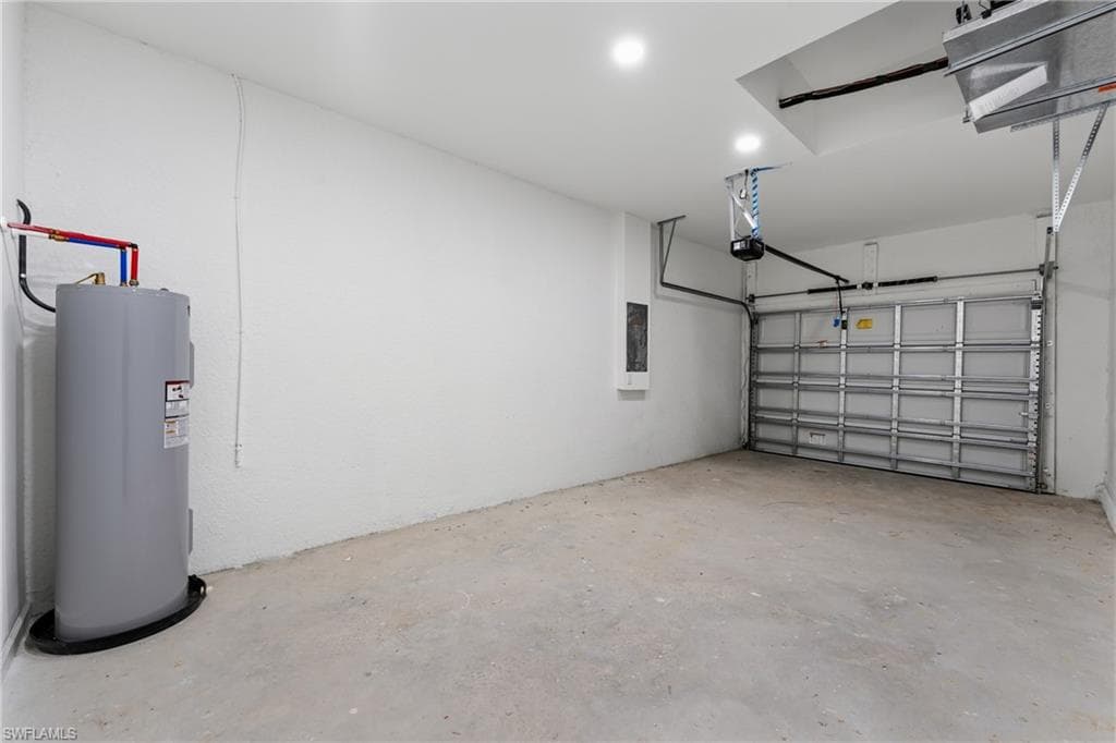 1092 Breckinridge AVE-10
