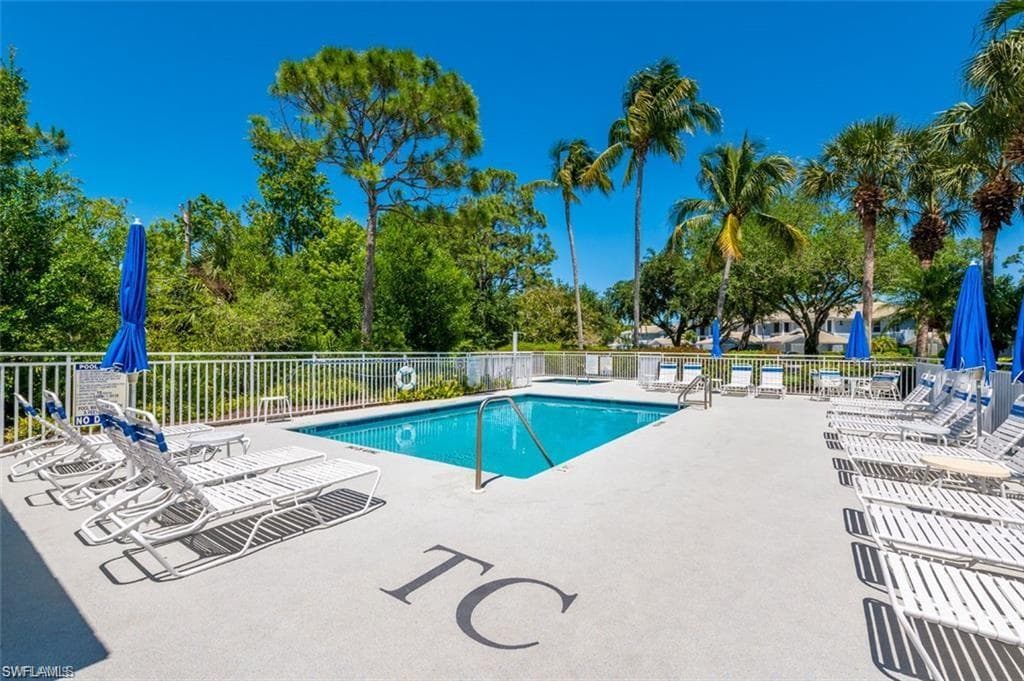 985 Tarpon Cove DR 203-25