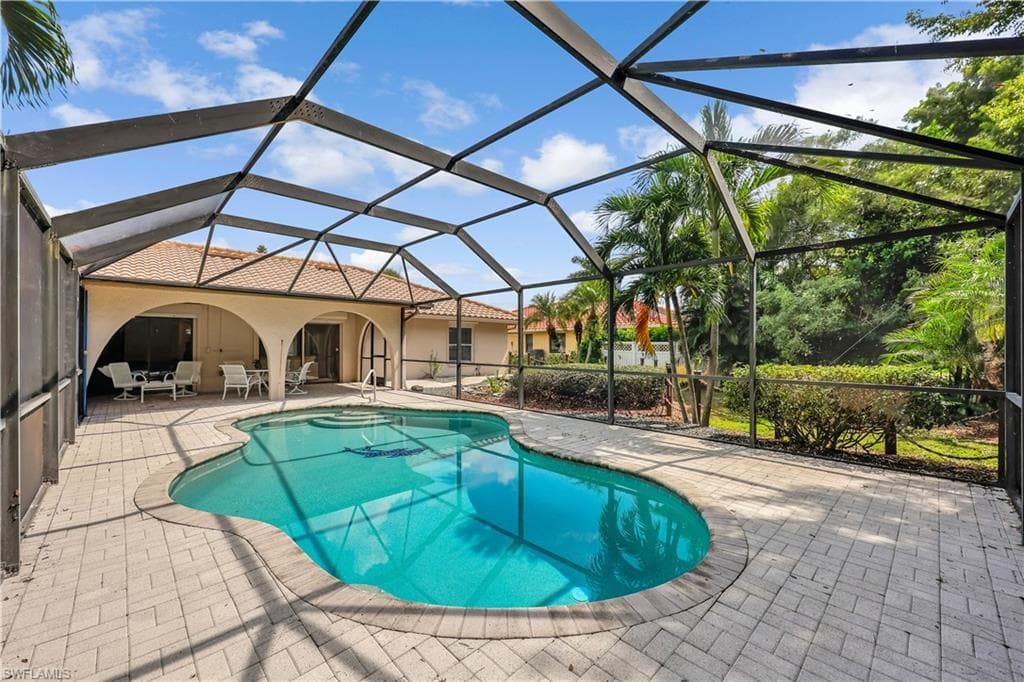 27113 Edenbridge CT-4