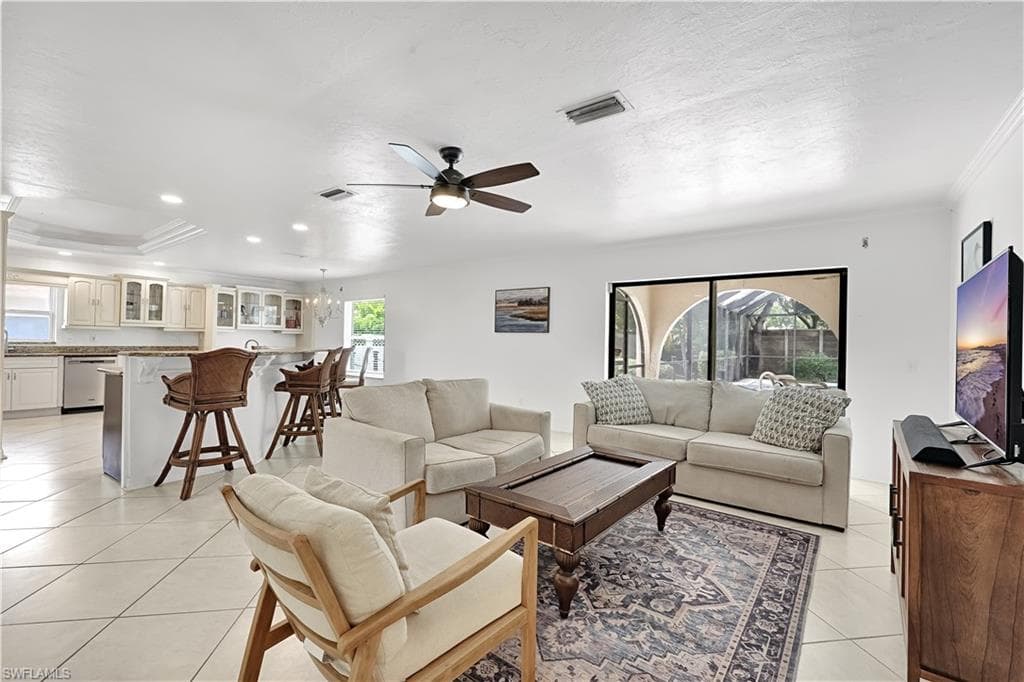 27113 Edenbridge CT-8