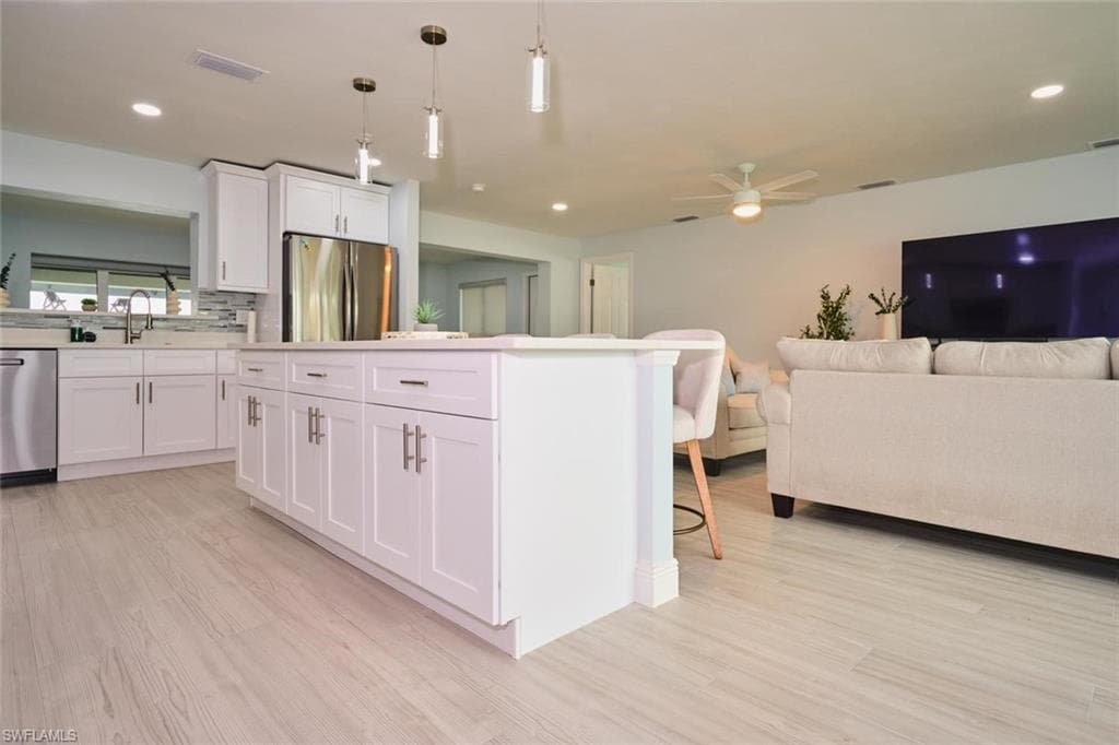 5310 Cortez CT-17