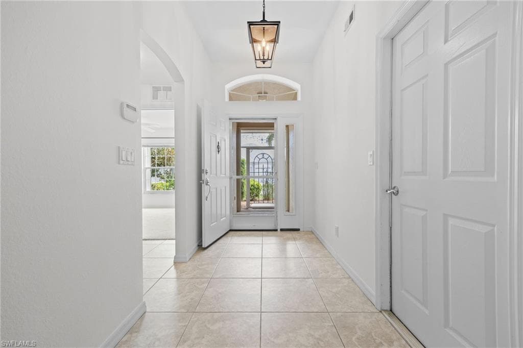 24419 Buckingham WAY-3