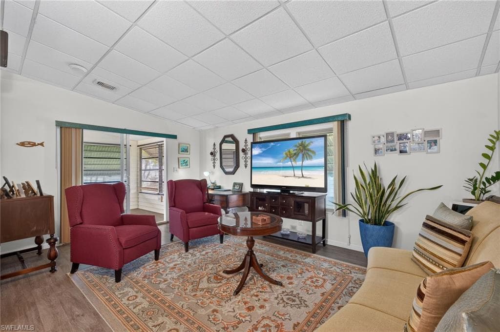 20720 Port DR-2