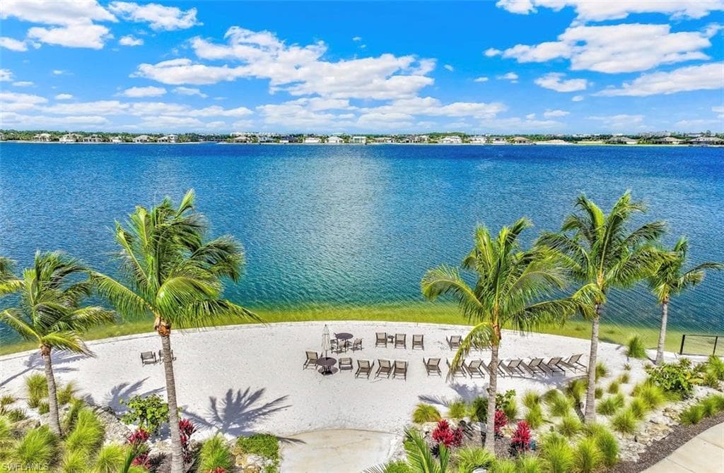 11791 Venetian Lagoon DR-24