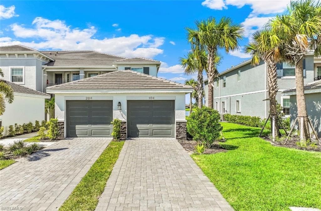 11791 Venetian Lagoon DR-4