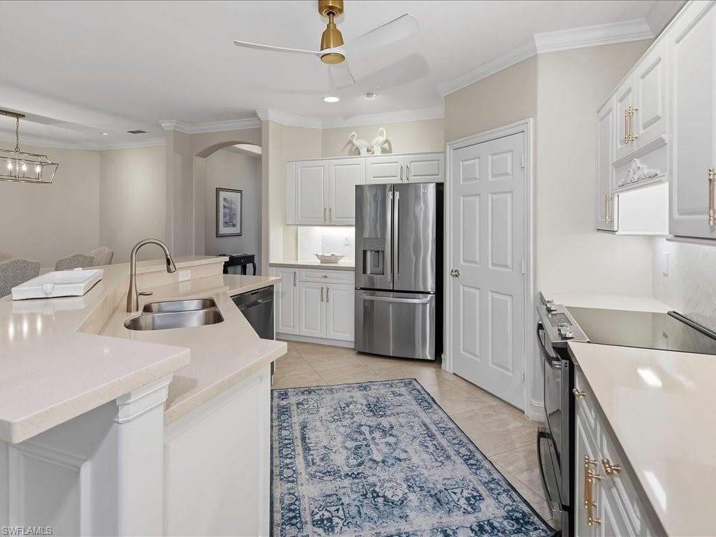 905 Carrick Bend CIR 101-17