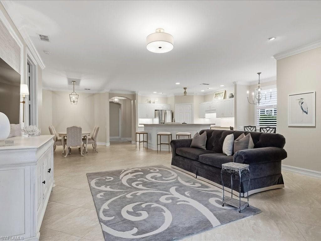 905 Carrick Bend CIR 101-9