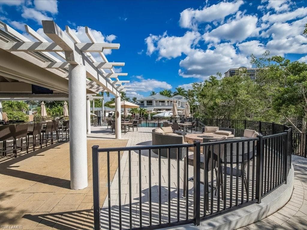 905 Carrick Bend CIR 101-44