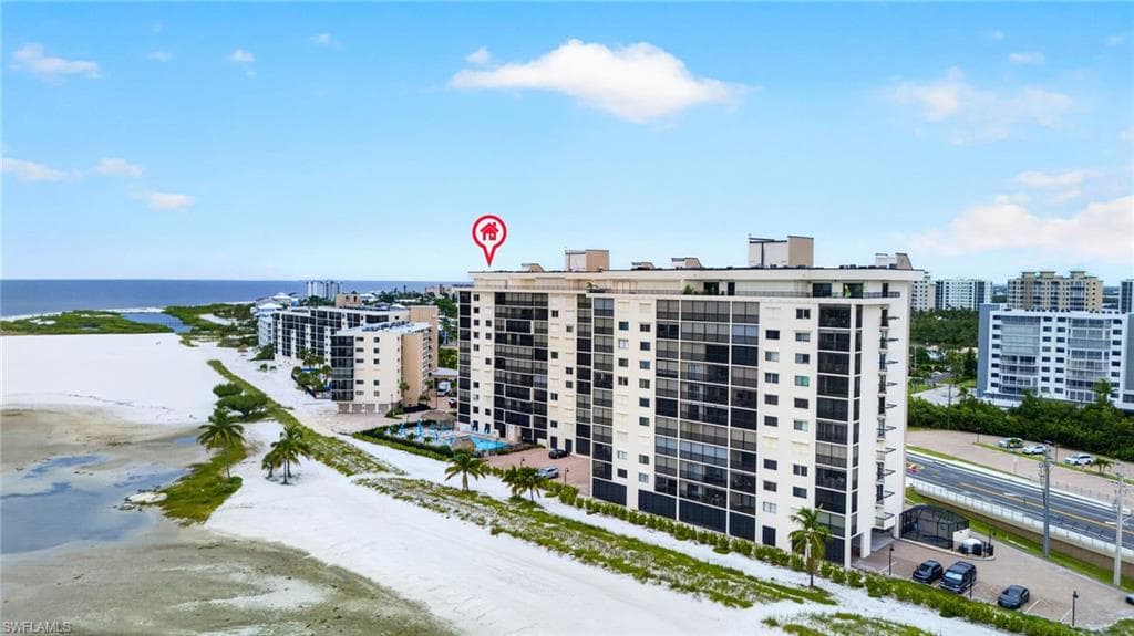 8400 Estero BLVD 105-2
