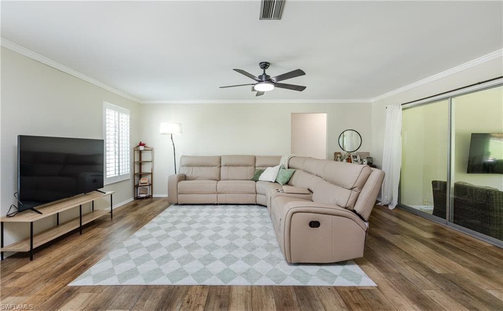 4165 Yarmouth CT-4