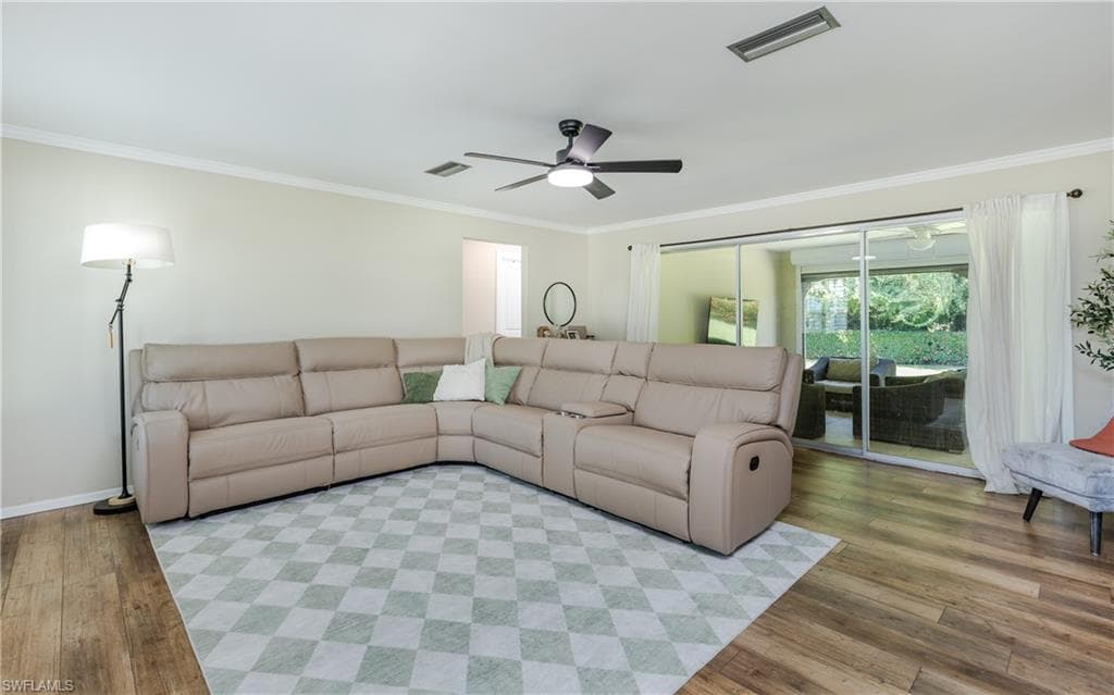 4165 Yarmouth CT-3