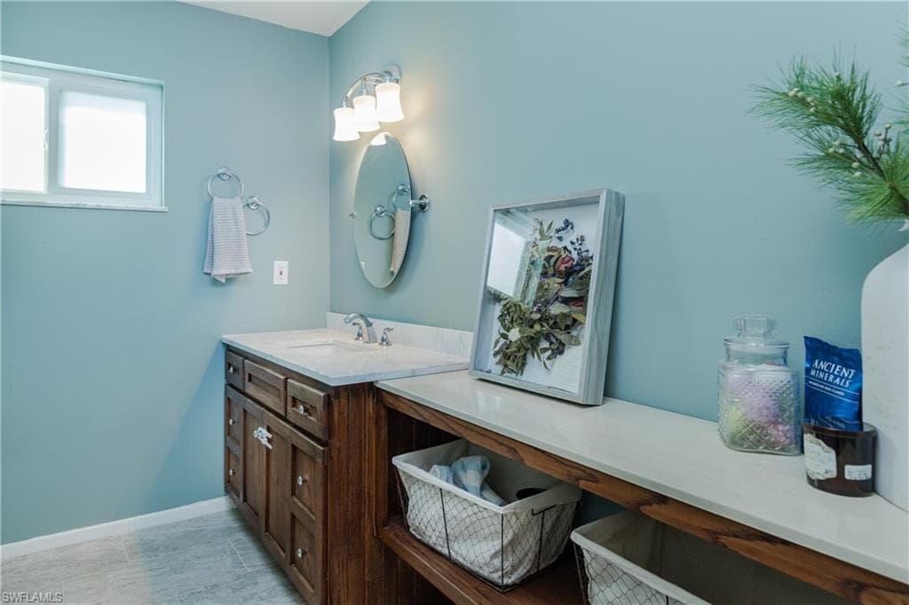 4165 Yarmouth CT-21