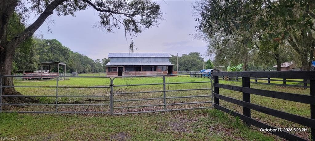 2260 Howard RD-32