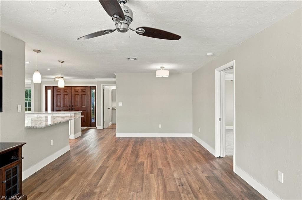 4151 Orange Grove BLVD-12