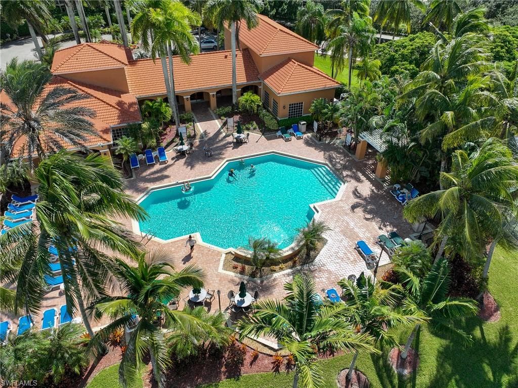 1185 Wildwood Lakes BLVD 208-19