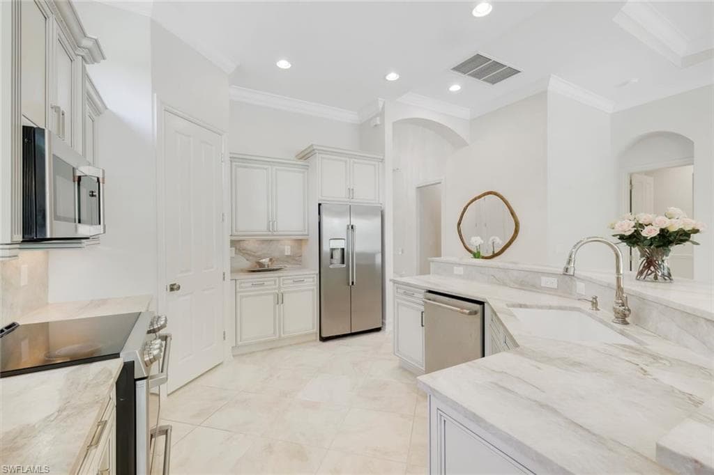 7319 Lantana CIR-2