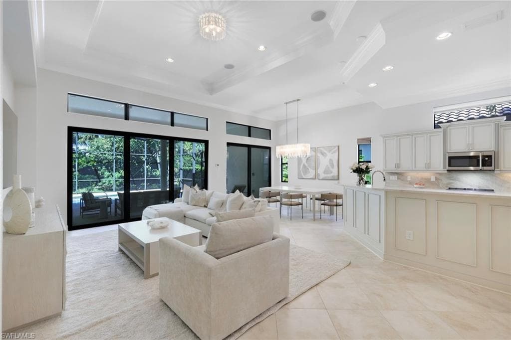 7319 Lantana CIR-4