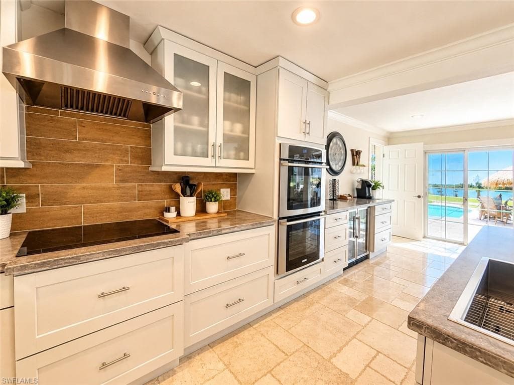1757 Seafan CIR-6