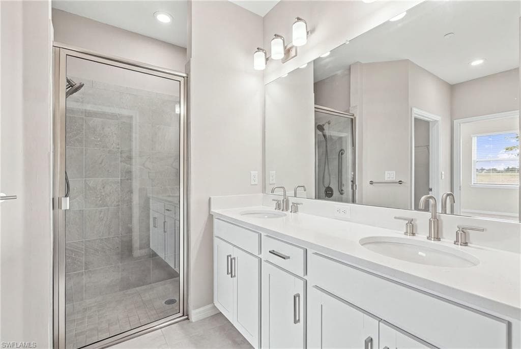 11841 Venetian Lagoon DR 103-15