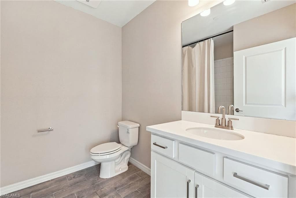 11841 Venetian Lagoon DR 103-19