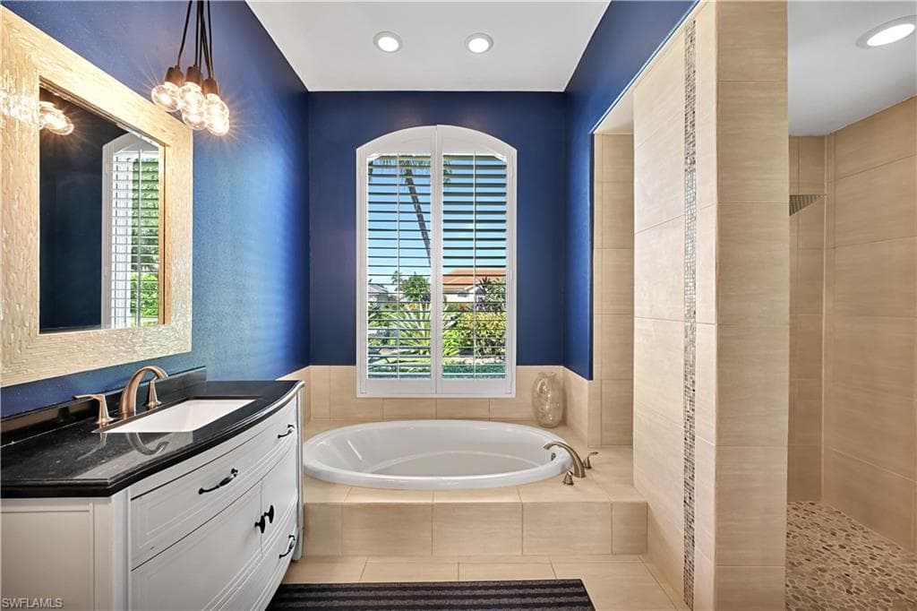 4260 Inca Dove CT-24