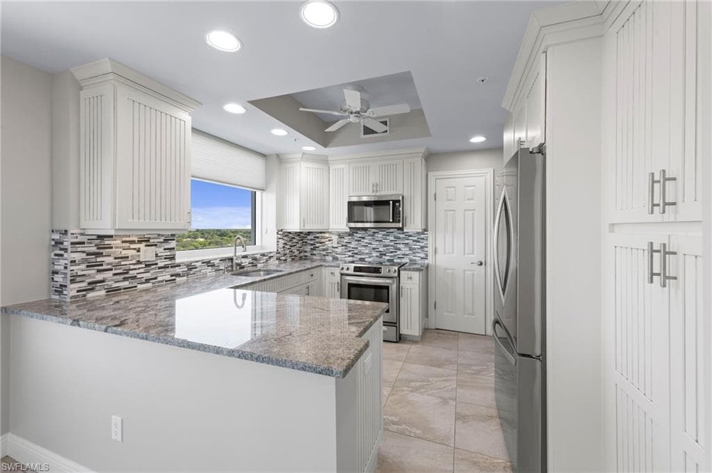 1001 Arbor Lake DR 608-10
