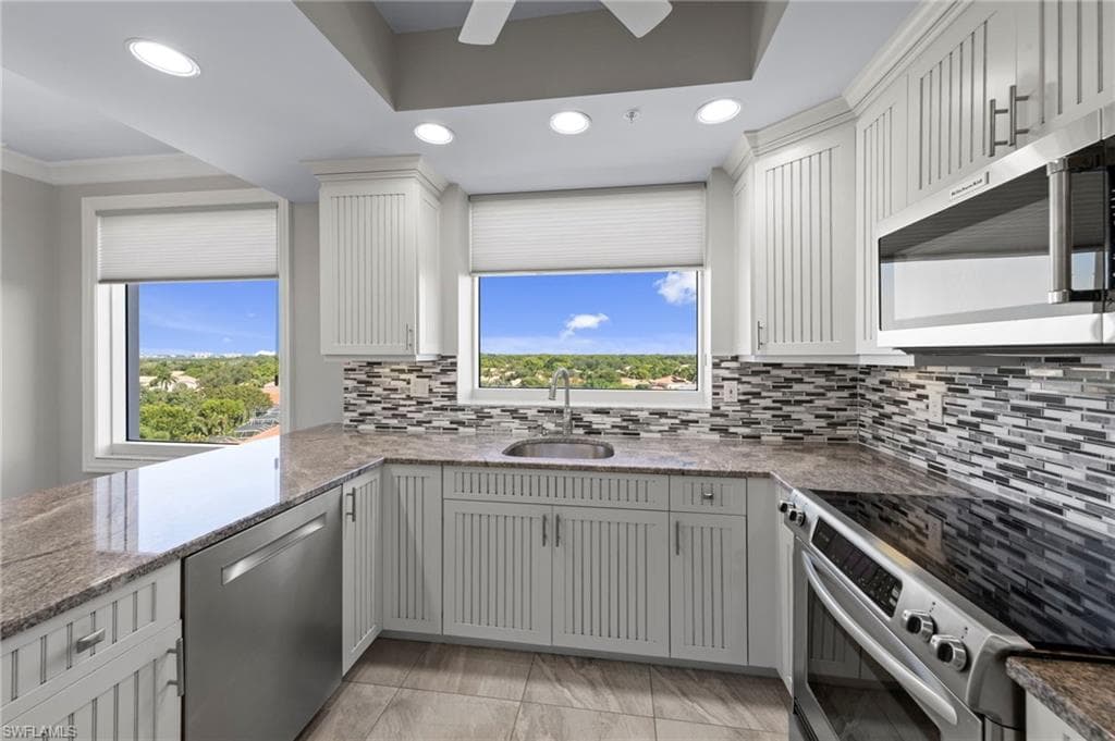 1001 Arbor Lake DR 608-11