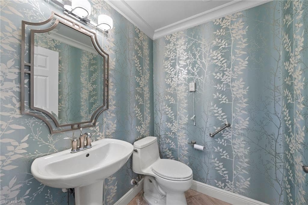 1001 Arbor Lake DR 608-21