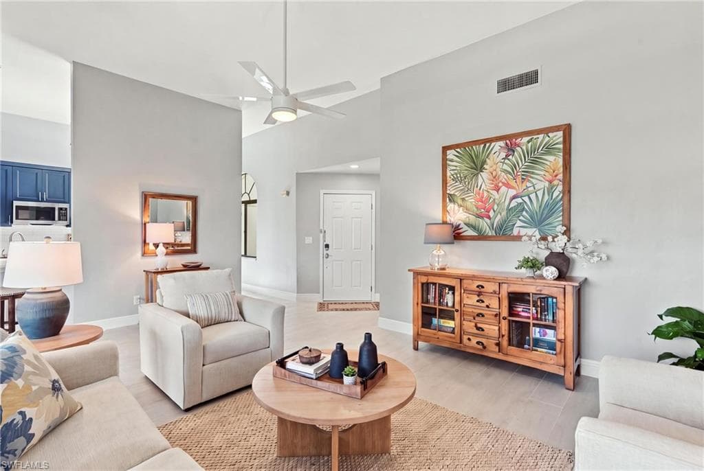 637 Beachwalk CIR E202-2