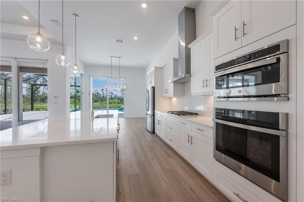 17323 Blue Sapphire DR-7