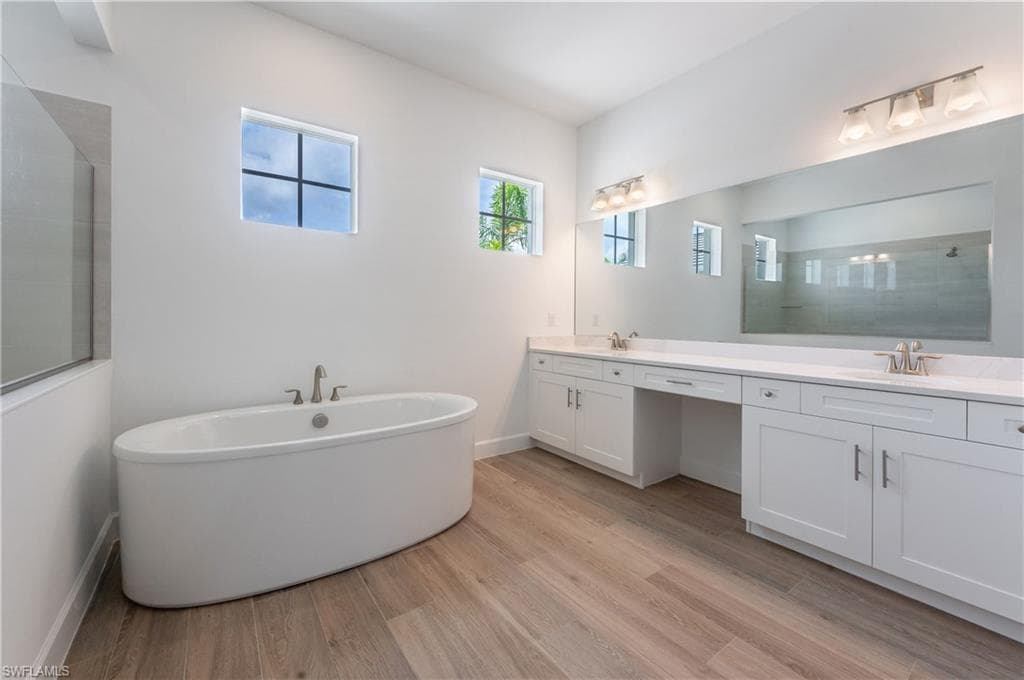 17323 Blue Sapphire DR-10