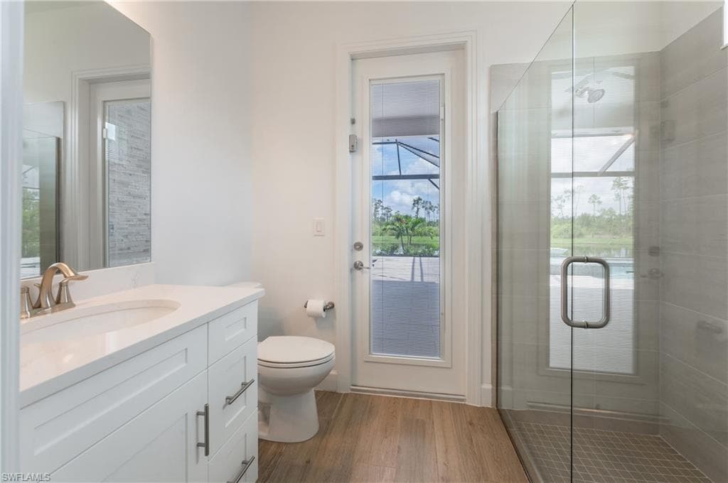 17323 Blue Sapphire DR-11