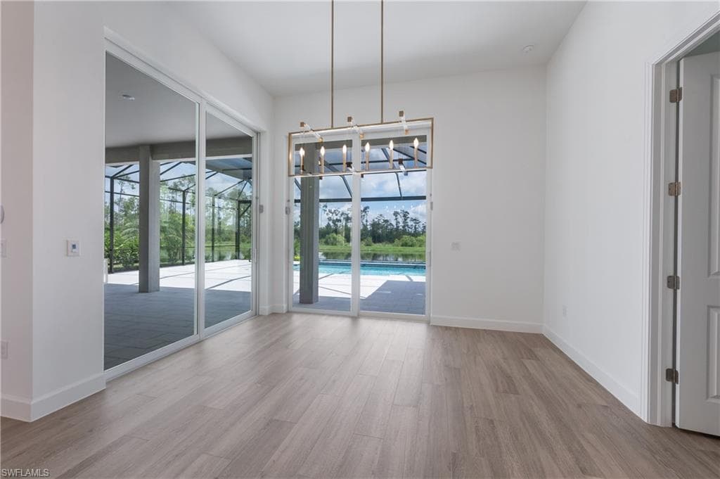 17323 Blue Sapphire DR-8