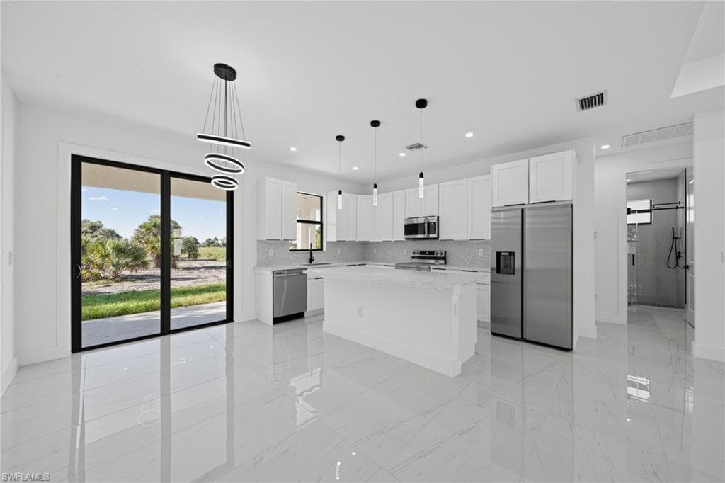4284 72nd AVE NE-11