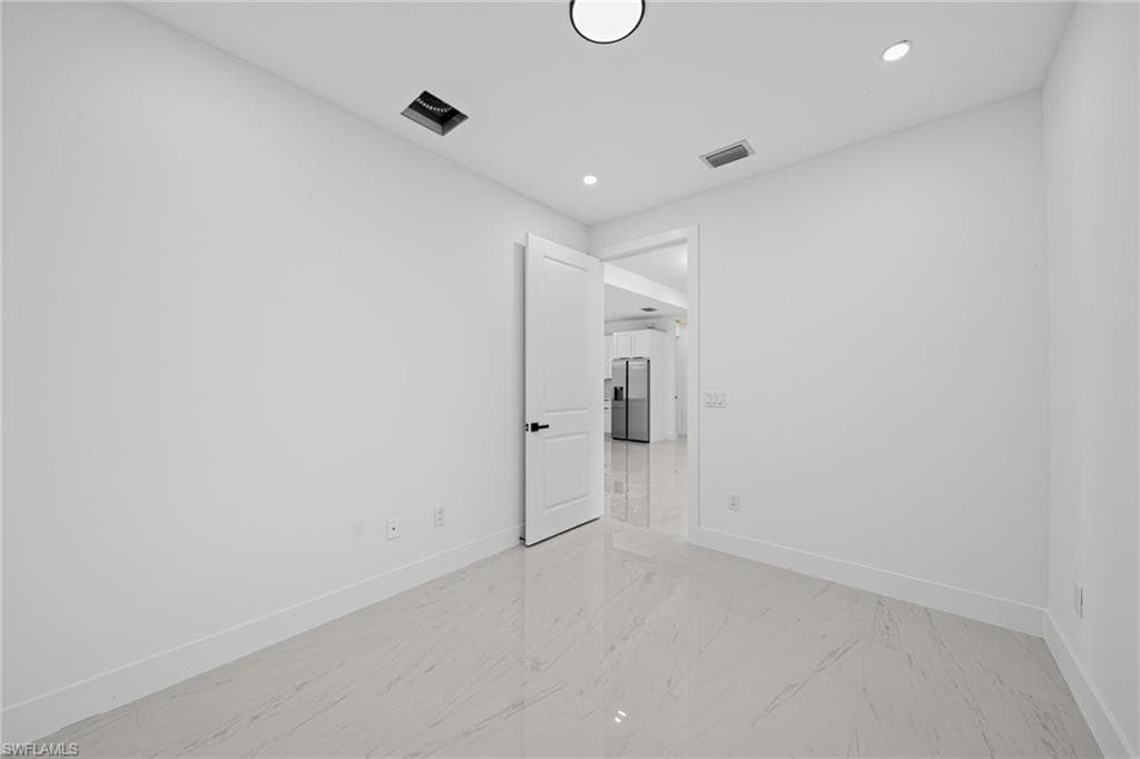 4284 72nd AVE NE-35