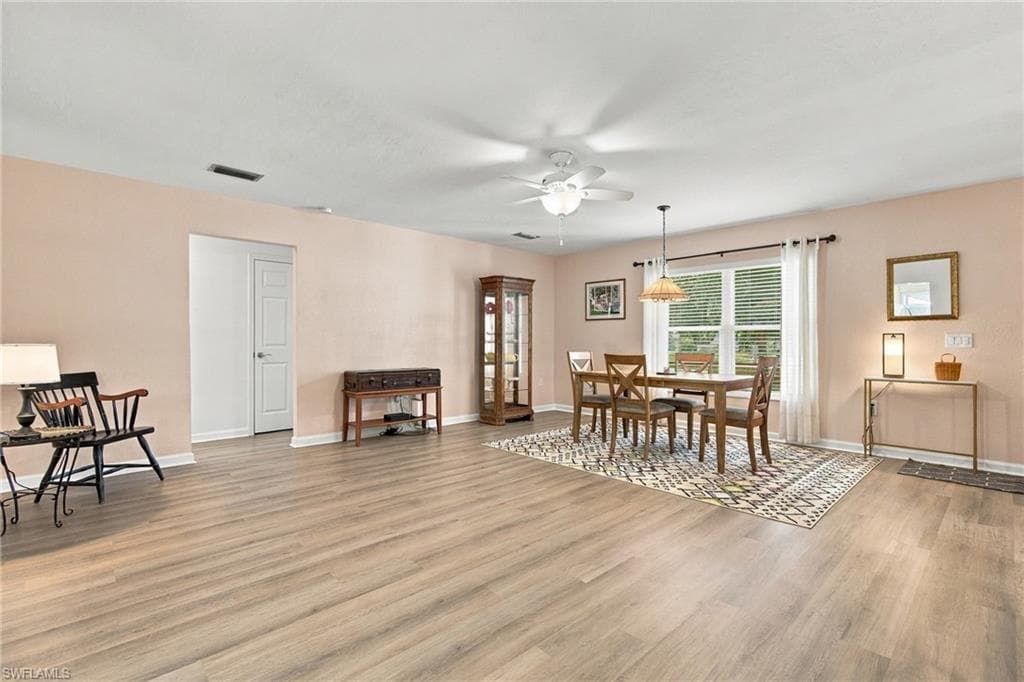 27152 Edenbridge CT-12