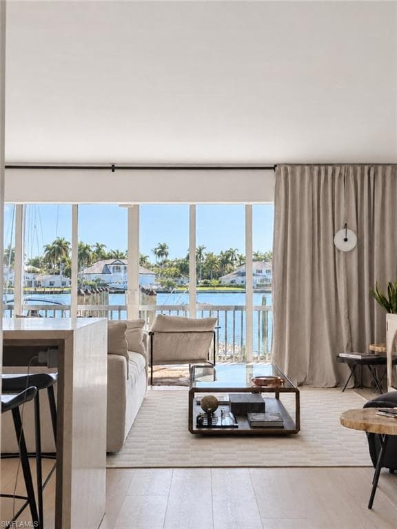 322 Harbour DR 104D-6