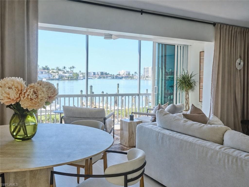 322 Harbour DR 104D-13