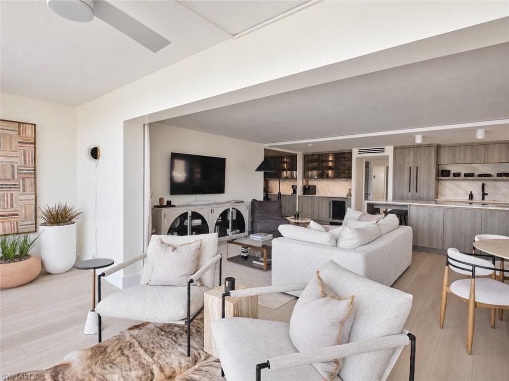 322 Harbour DR 104D-12