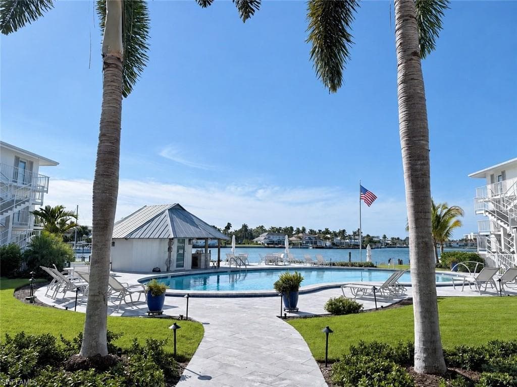 322 Harbour DR 104D-26