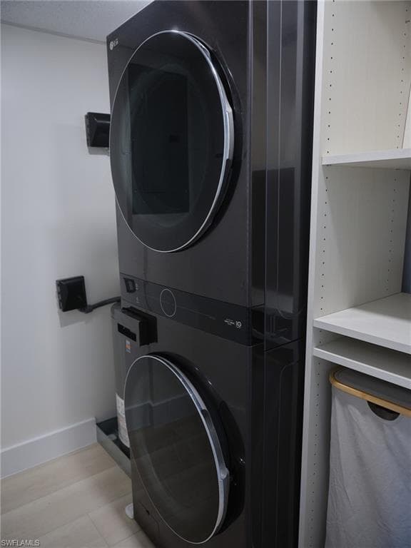322 Harbour DR 104D-22